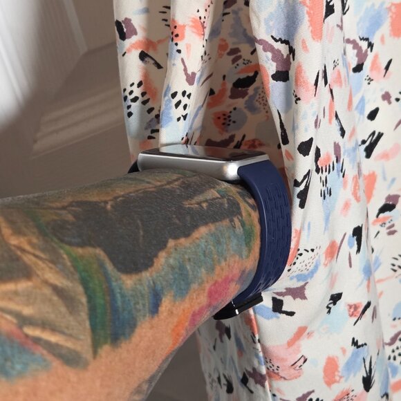 Torrid Challis Mini Cold Shoulder Trapeze Dress  - Size:4 (4X – 26W) - Picture 3 of 5